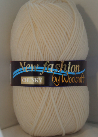 New Fashion Chunky Yarn 10 x 100g Balls Cream